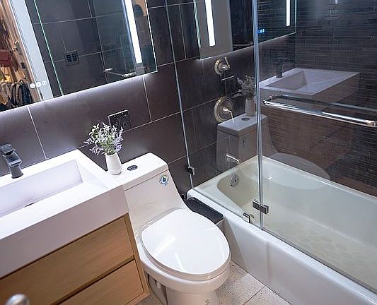 5th image of 146 W 82nd St APT 1B