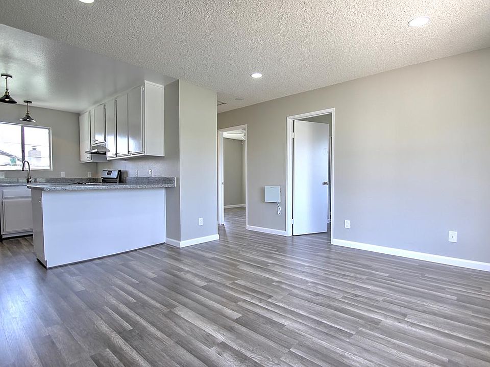 1st image of 1429 Grand Ave #1