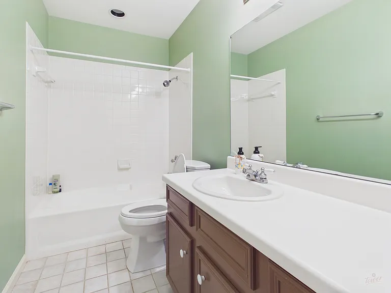 4409 Twisted Tree Dr — Photo 21
