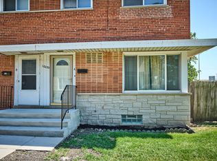 10033 Frontage Rd #A, Skokie, IL 60077