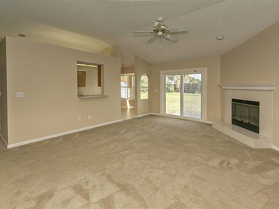 3rd image of 12664 Hickory Lakes Dr S