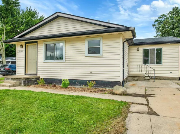 58705 Stevens St, New Haven, MI 48048