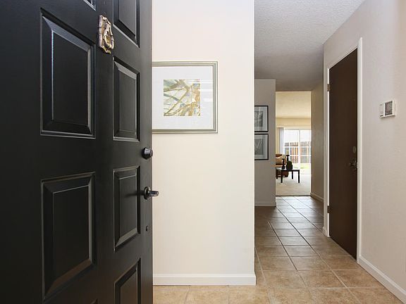 4th image of 7136 Mountainside Dr