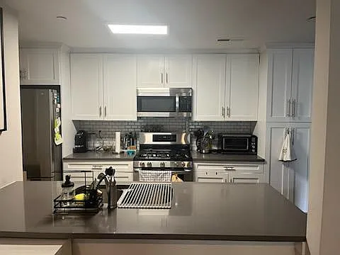 12 Gentry Dr — Photo 2