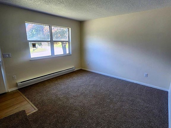 5th image of 1024 Ranch Dr