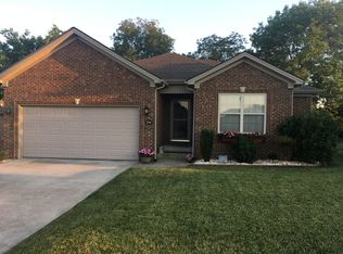 204 Newport Ln, Berea, KY 40403