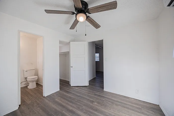 2537 E Willetta St #1 — Photo 10