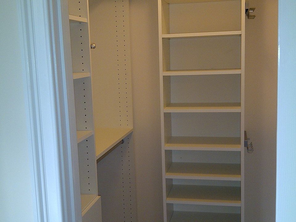 Walk in closet