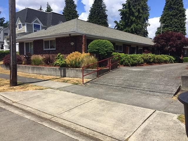 1st image of 3909 N 34th St APT 5