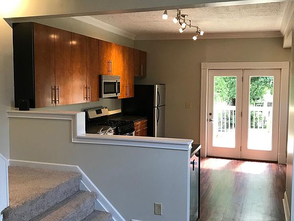 3rd image of 346 O Fallon Ave