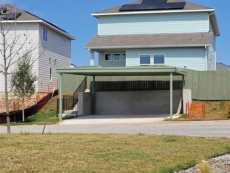 9717 Grapevine Leaf Dr — Photo 32