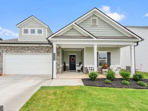 648 Summerfield Ln, Cartersville, GA 30120