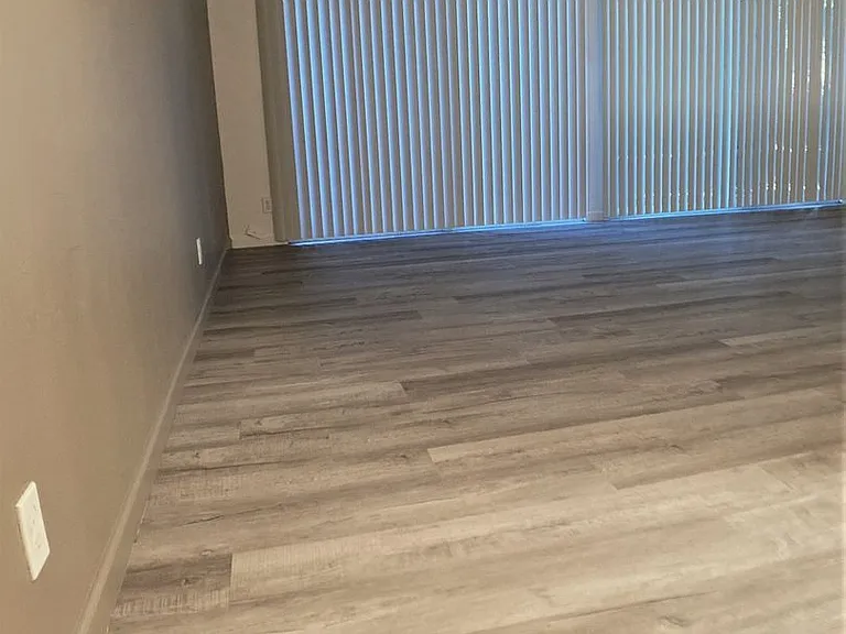 Edgemont Apartments — Photo 13