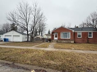 1496 Crescent St, Inkster, MI 48141