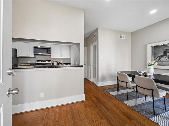 4th image of 714 Fowler St #5