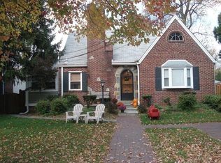 2021 Lansdowne Way, Silver Spring, MD 20910