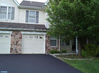 404 Chariot Ct, Chalfont, PA 18914