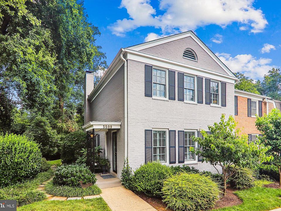 1st image of 3509 Hamlet Pl #1105