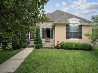 1821 SW Napa Valley Dr, Lees Summit, MO 64082