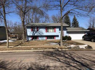 5412 W Missouri St, Sioux Falls, SD 57106