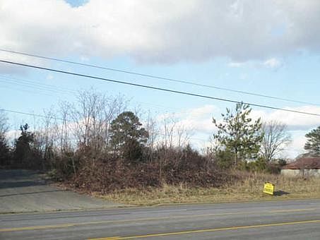 5th image of 1170 Columbia Hwy