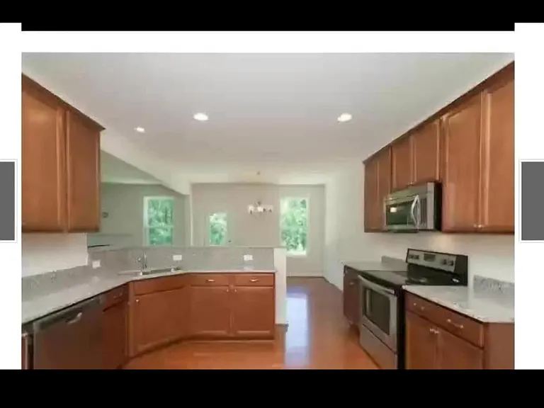 140 Chownings Dr — Photo 16