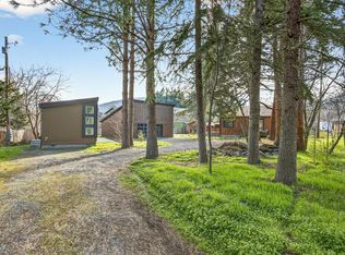 119 Madison St, Talent, OR 97540