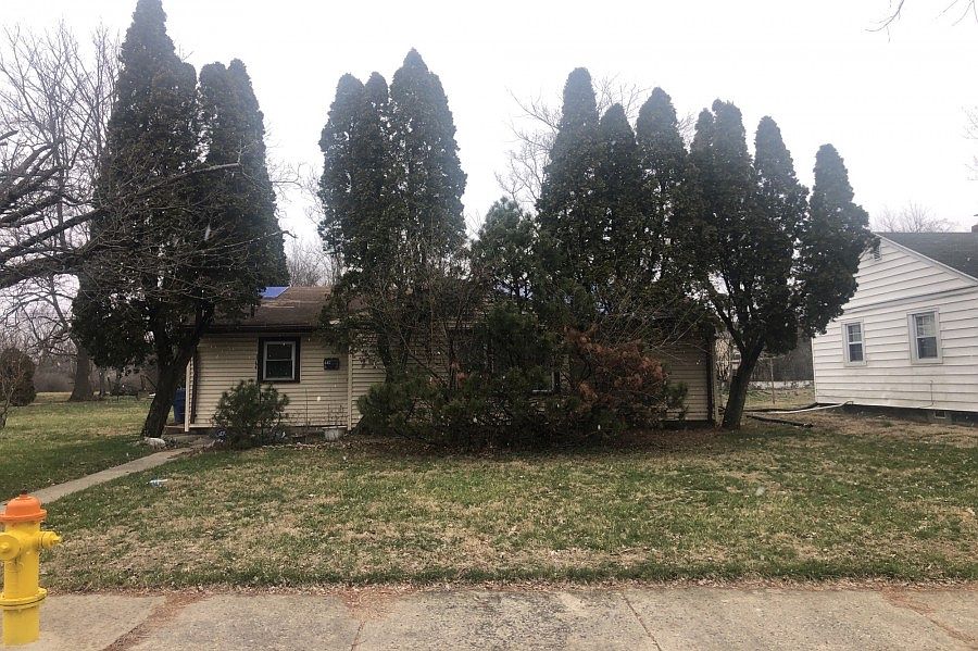 1st image of 440 Rosewood Ave