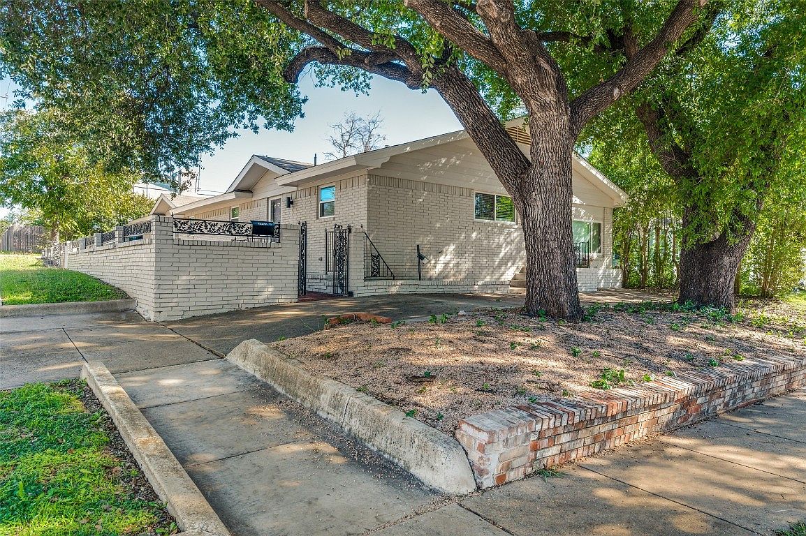2801 Forest Park Blvd, Fort Worth, TX 76110 MLS 20470991 Zillow