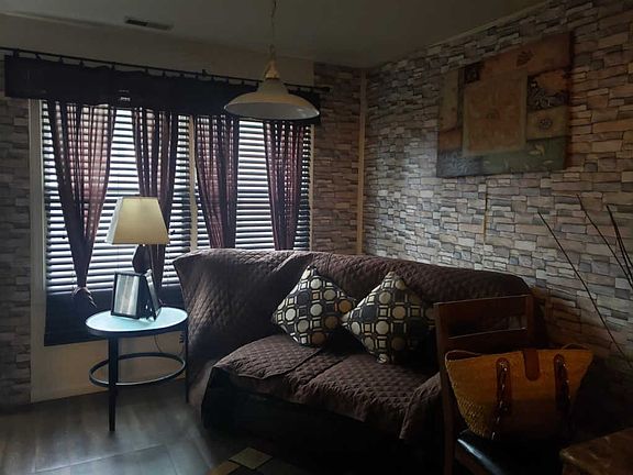 4th image of 6067 Virginia St