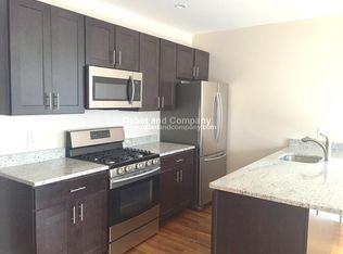 17 Plymouth St #1A, Cambridge, MA 02141