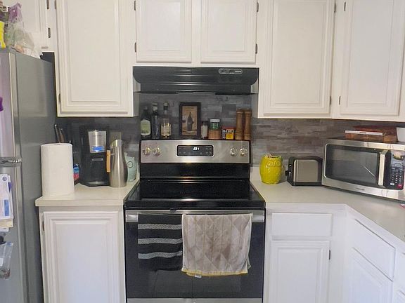4th image of 1202 Brice Sq