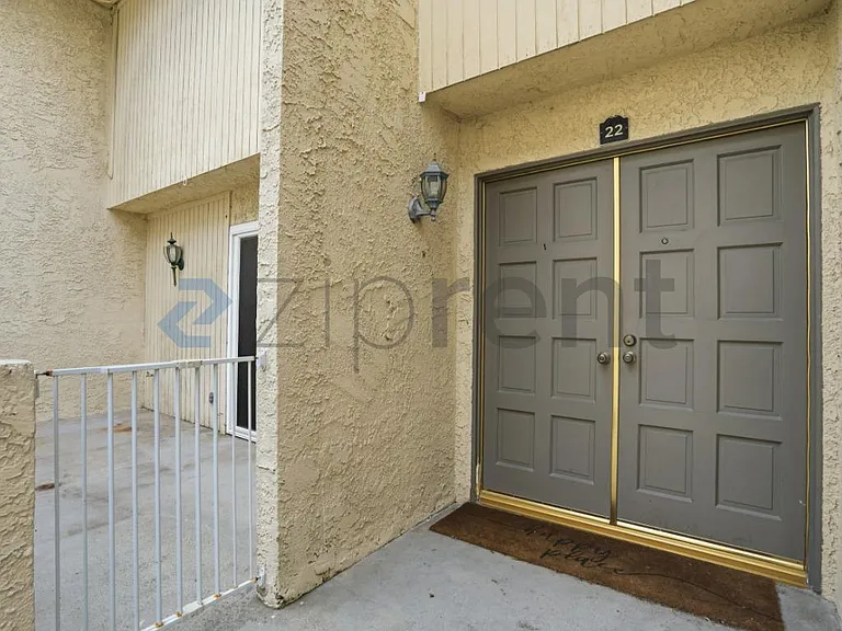 1200 Opal St #22 — Photo 2