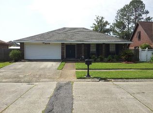 2305 Stall Dr, Harvey, LA 70058