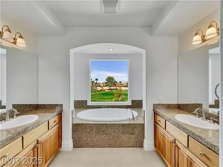 134 Crooked Putter Dr — Photo 10
