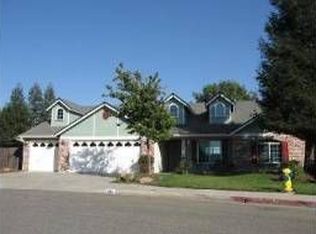 263 Cromwell Ave, Clovis, CA 93611