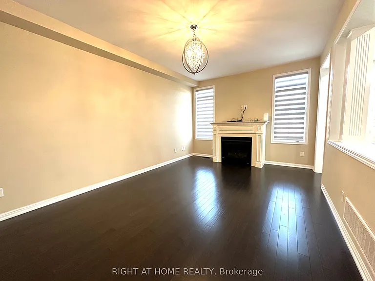 116 Hurst Dr — Photo 22