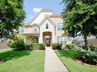 8011 Crescent Knolls Dr, Richmond, TX 77406
