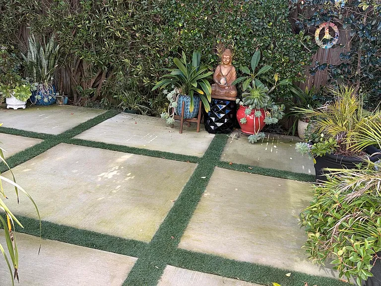 1330 La Manida St — Photo 35