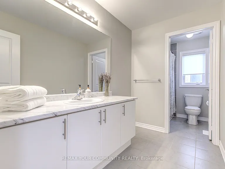 953 Barton Way — Photo 35
