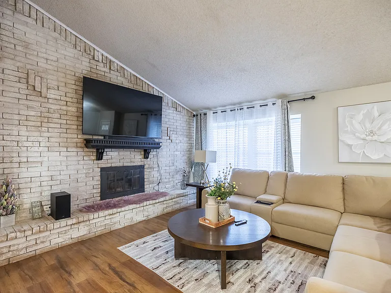 5701 Quail Run St — Photo 5