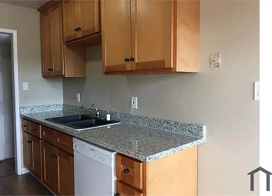 755 E Duane Ave #H — Photo 12