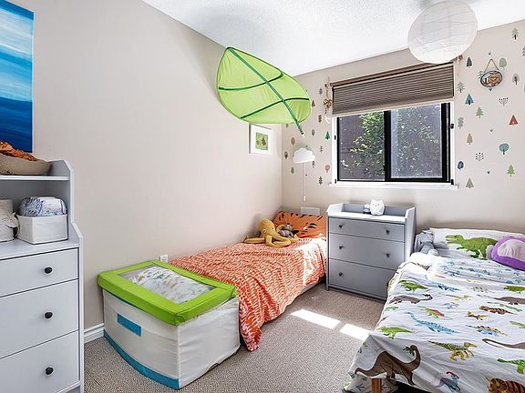 3rd image of 9146 Saturna Dr #201