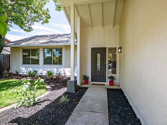 4th image of 2456 Claret Street