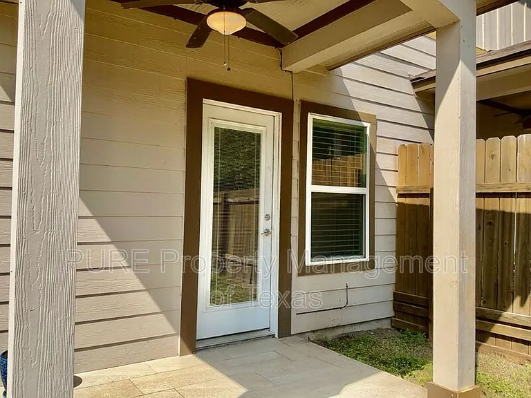 3301 Elija St #B — Photo 21