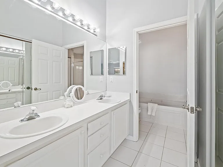 3258 Jog Park Dr — Photo 23