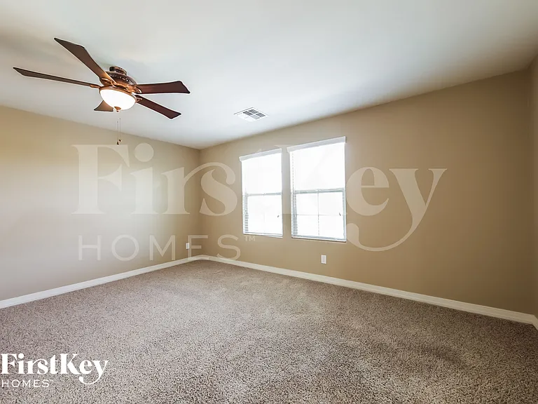 9019 W State Ave — Photo 12