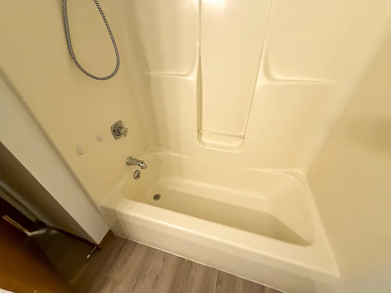210 Howard St #1 — Photo 18