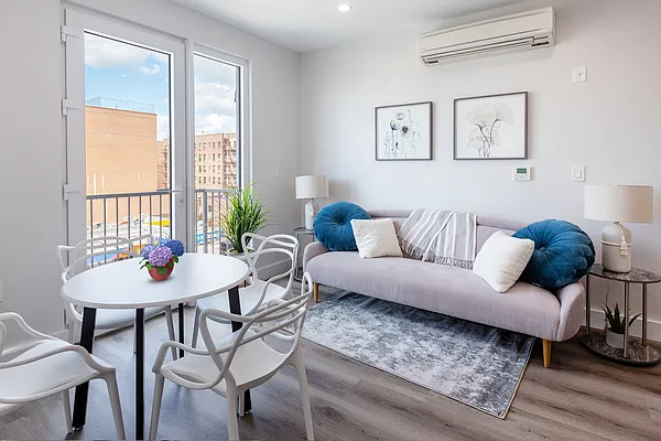 Rented by Compass | media 3