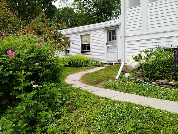 walkway to apartment